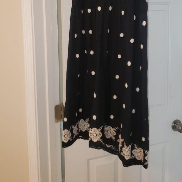 Sundress - Picture 5 of 8